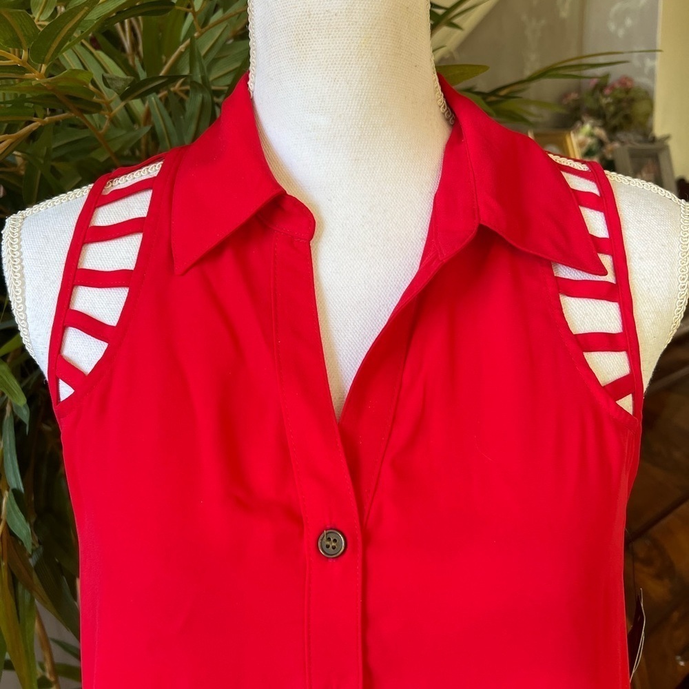 BCX ladies sleeveless button-down top, NWT size medium red - Picture 5 of 11